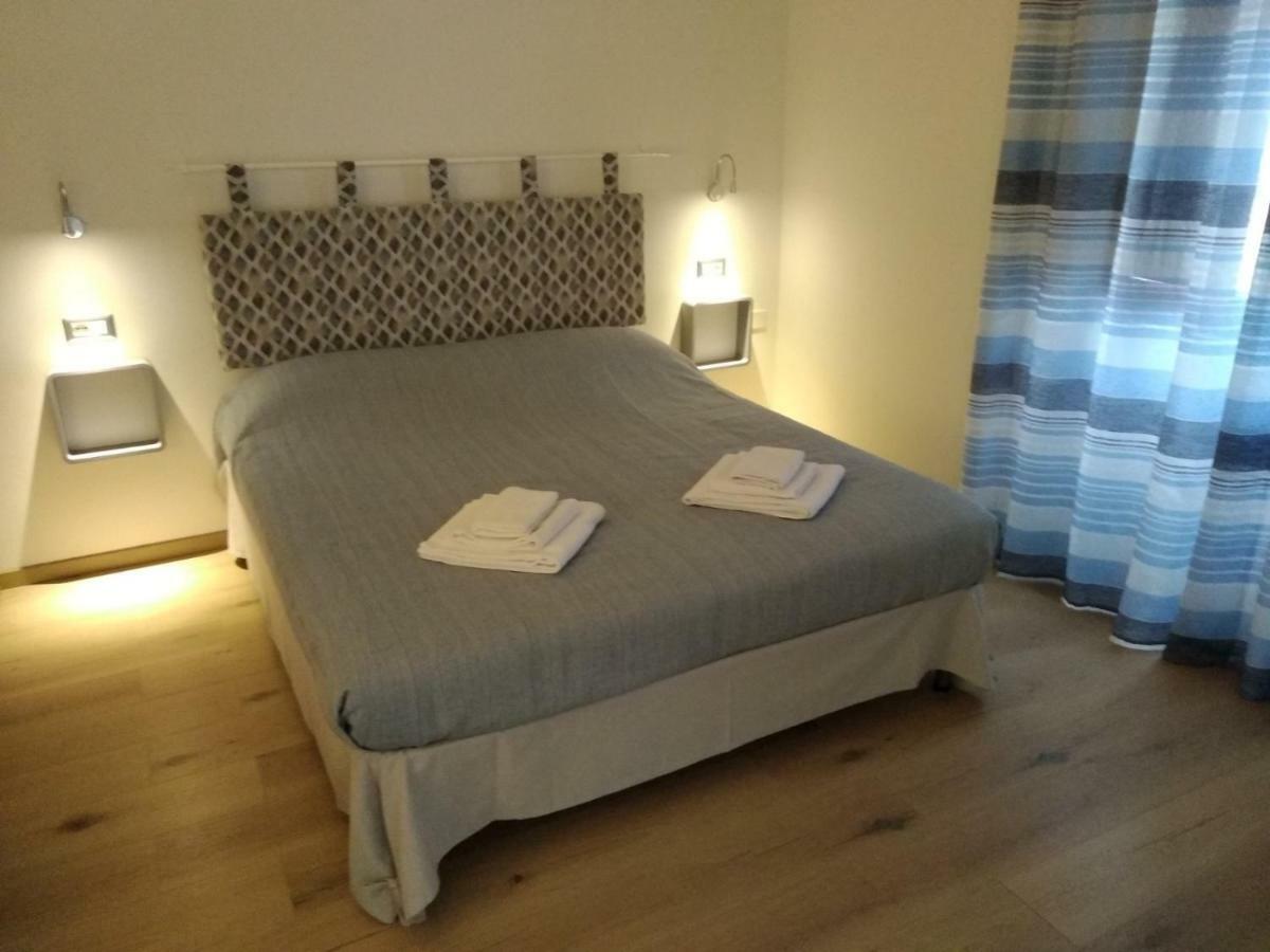 Omphalos Hotel Alghero Buitenkant foto